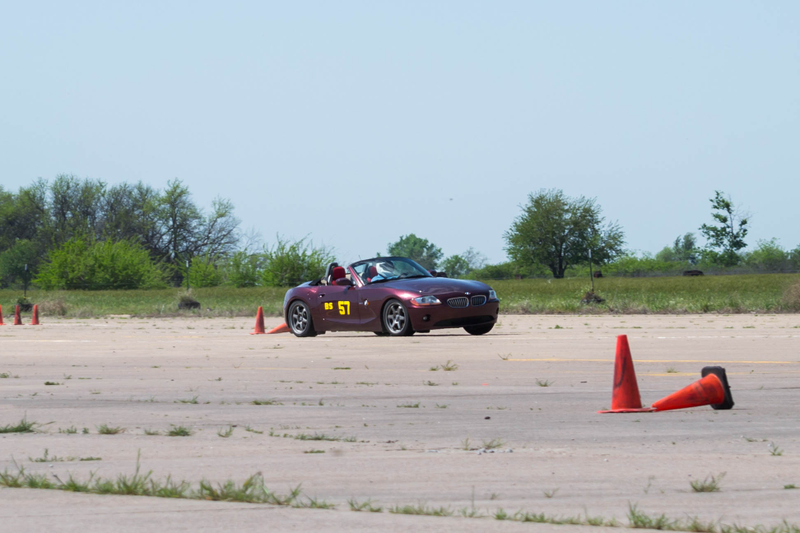 Illustration for article titled Huge Juicy Autocross Photodump